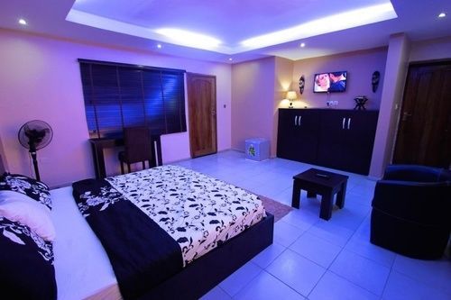 לגוס Number 95 Suites מראה חיצוני תמונה